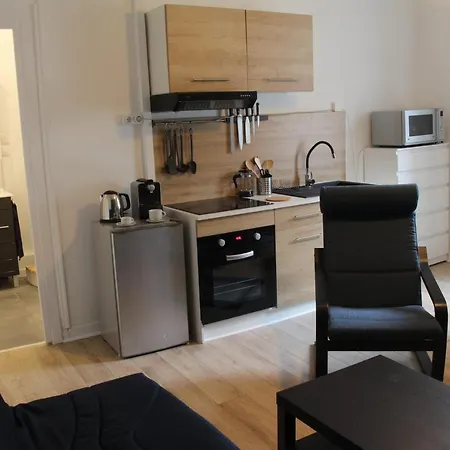 Les Locations D'Argol Apartment Exterior photo