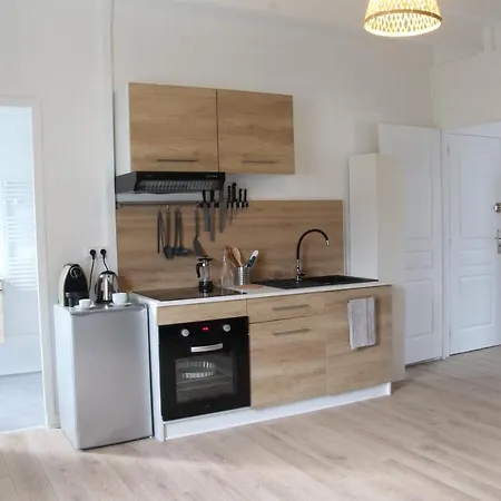 Les Locations D'Argol Apartment Exterior photo